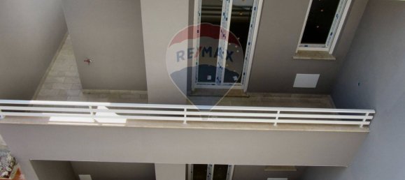 Квартира с 2 спальнями в Ладисполи, Италия № 61991 10