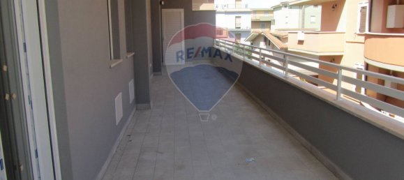 Квартира с 2 спальнями в Ладисполи, Италия № 61991 114