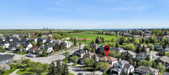 5 bedrooms House in Alberta, Canada No. 1192 2