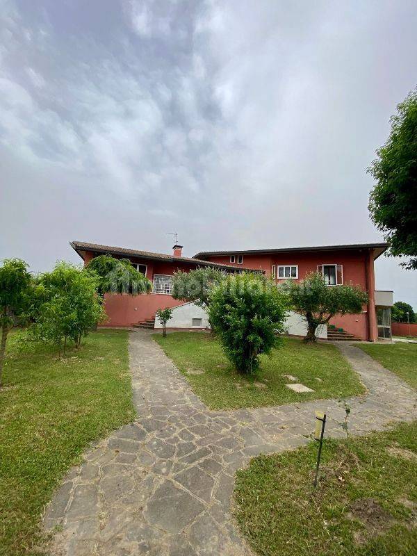 Villa T3 em Granze, Italy N.º 214930