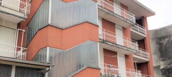 2 bedrooms Apartment in Bellinzago Novarese, Italy No. 43946 3