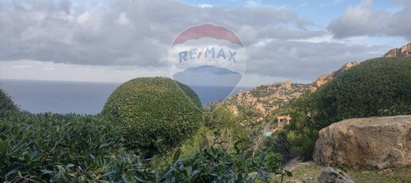 Apartamento de 2 habitaciónes en Trinità d'Agultu e Vignola, Italy No. 225656 2