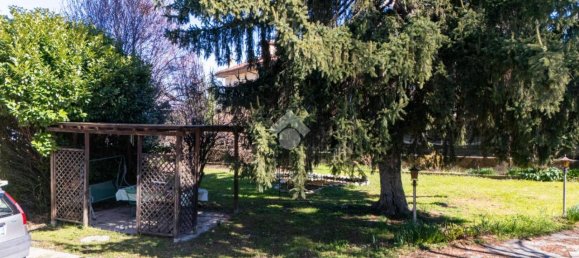 4 rooms House in Costigliole Saluzzo, Italy No. 42267 23