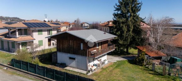 4 rooms House in Costigliole Saluzzo, Italy No. 42267 16