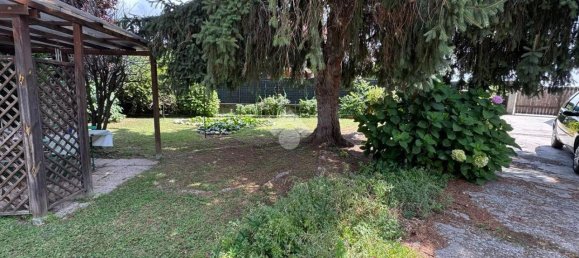 4 rooms House in Costigliole Saluzzo, Italy No. 42267 26