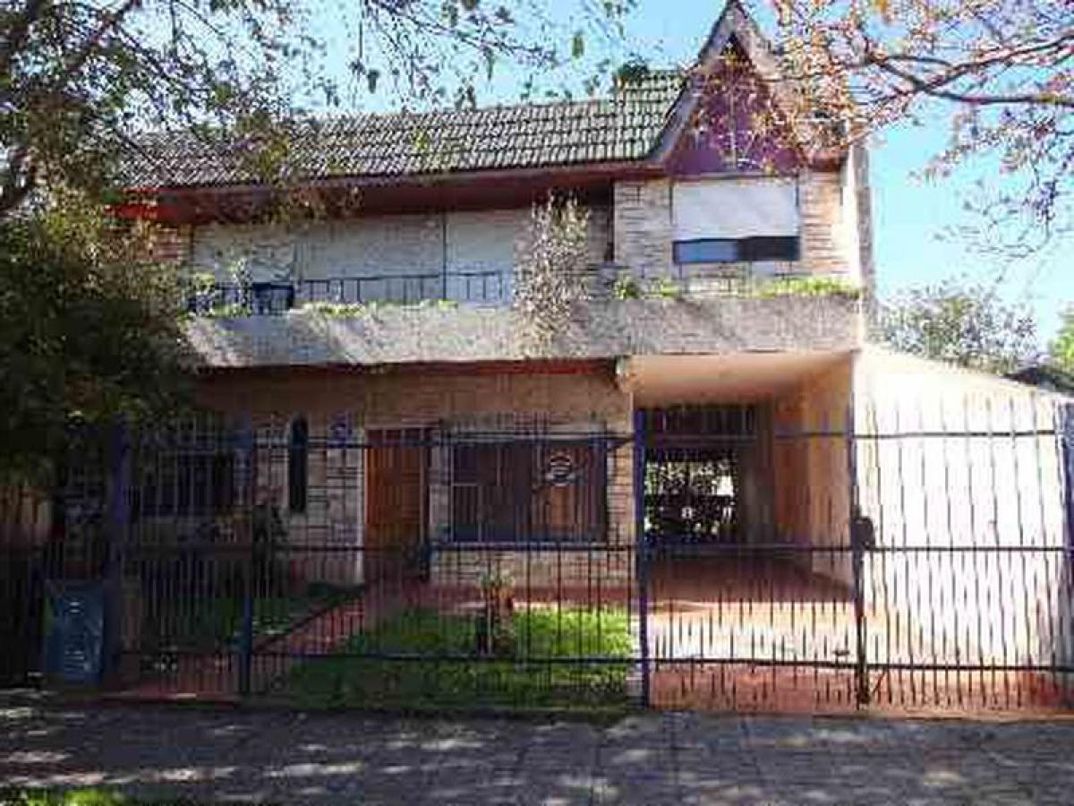 Дом с 3 спальнями в Итусаинго, Аргентина № 53791