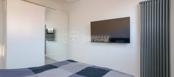 1 bedroom Penthouse in Bologna, Italy No. 192006 12
