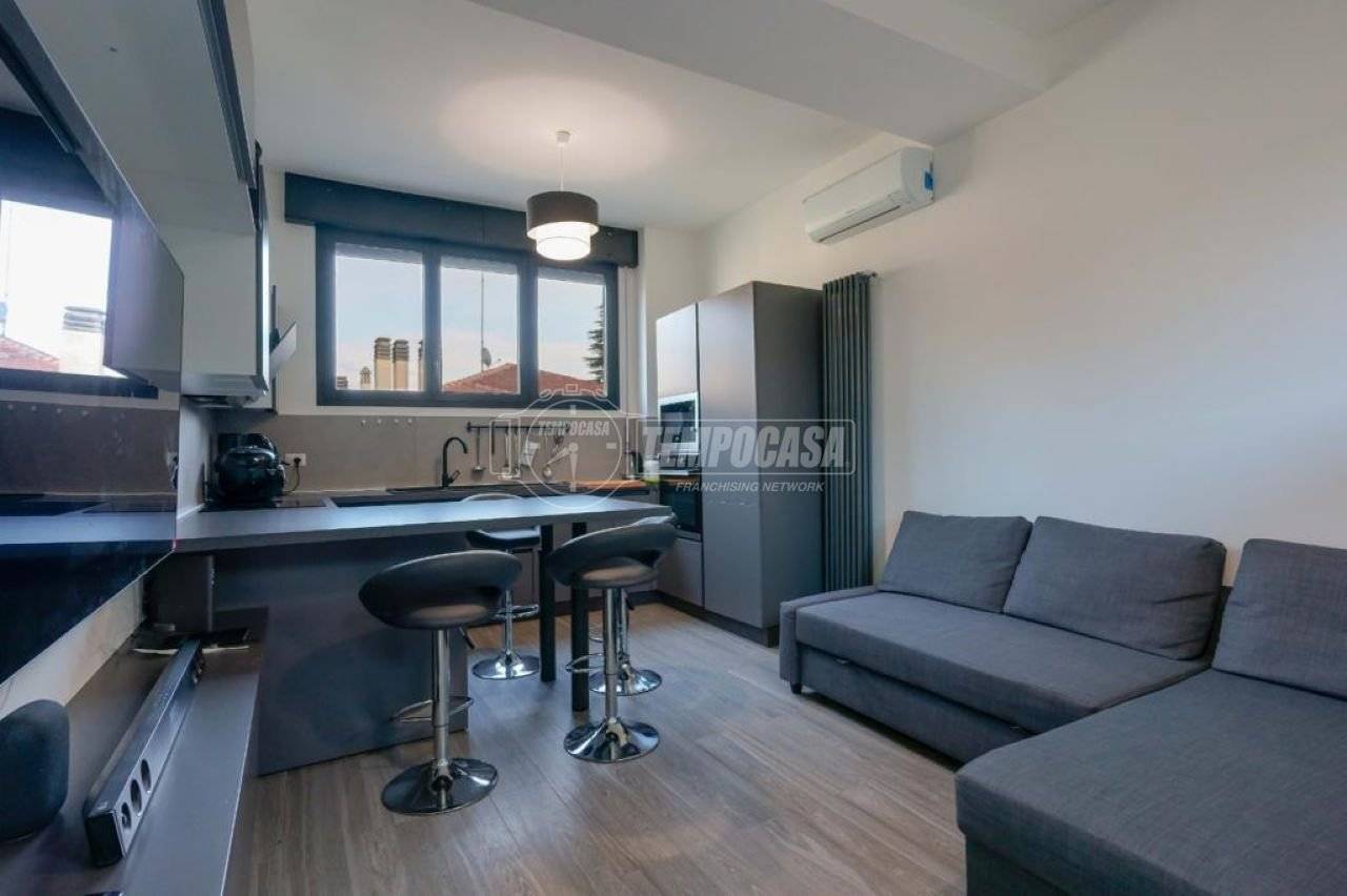 1 bedroom Penthouse in Bologna, Italy No. 192006