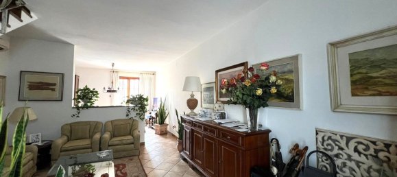 3 bedrooms Duplex in Empoli, Italy No. 347912 5