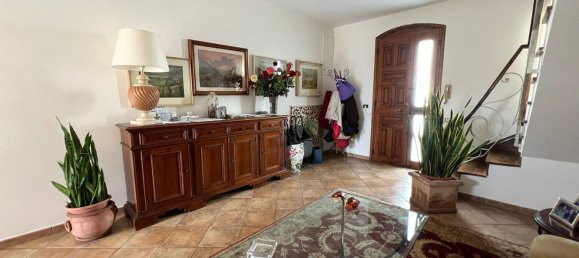 3 bedrooms Duplex in Empoli, Italy No. 347912 3