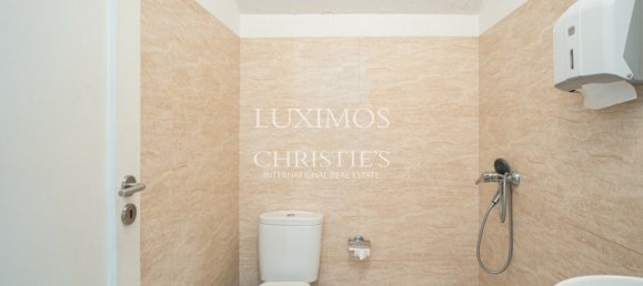 4 bedrooms Villa in Porto, Portugal No. 104224 18