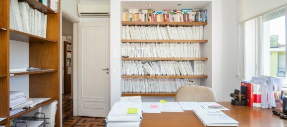 4 bedrooms Villa in Porto, Portugal No. 104224 16