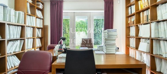 4 bedrooms Villa in Porto, Portugal No. 104224 14