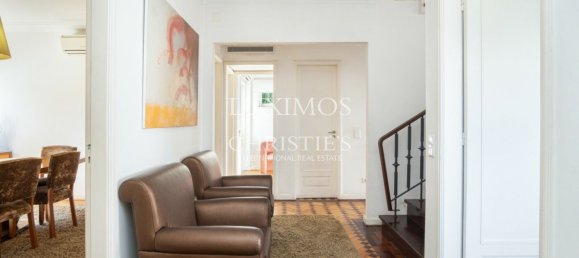 4 bedrooms Villa in Porto, Portugal No. 104224 2
