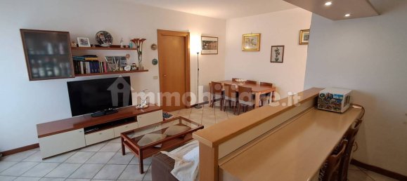2 bedrooms Apartment in Voghera, Italy No. 118003 14