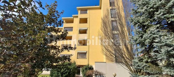 2 bedrooms Apartment in Voghera, Italy No. 118003 4