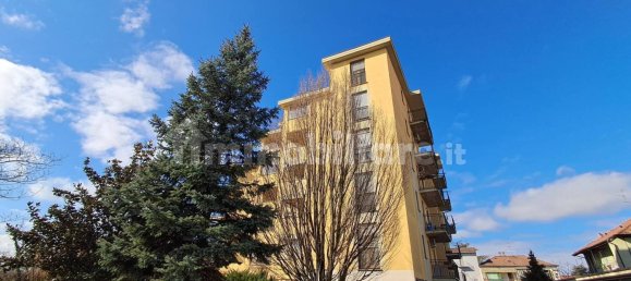 2 bedrooms Apartment in Voghera, Italy No. 118003 2