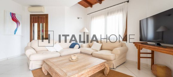3 bedrooms Apartment in Sardinia, Italy No. 352553 3