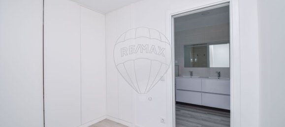 5 bedrooms House in Porto Salvo, Portugal No. 43028 6