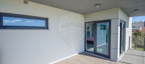 5 bedrooms House in Porto Salvo, Portugal No. 43028 13