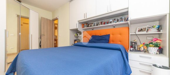 3 rooms Apartment in Rome, Italy No. 83385 11