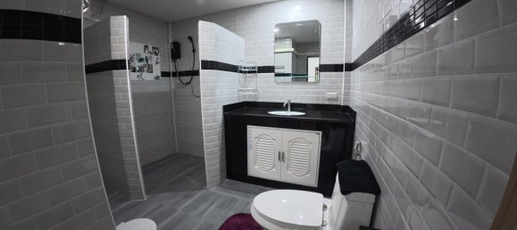 2 Schlafzimmer Haus in Kathu, Thailand, Nr. 70535 17