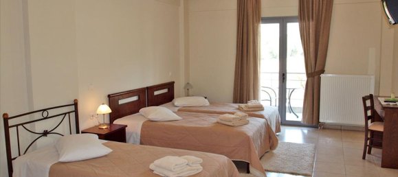 891m² Townhouse in Boeotia, Greece No. 7031 16