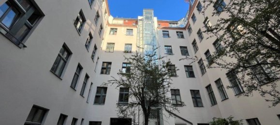 2 rooms Apartment in Charlottenburg, Germany No. 39892 2