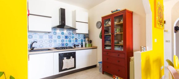 2 Schlafzimmer Wohnung in Gavorrano, Italy, Nr. 62346 8