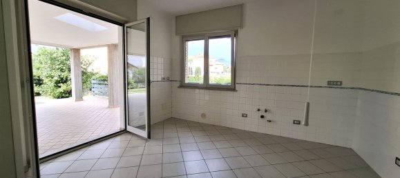 13 bedrooms Villa in Gozzano, Italy No. 379019 8