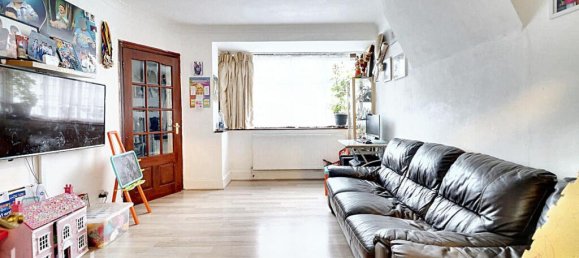 3 bedrooms Commercial property in Hayes, United Kingdom No. 5085 4