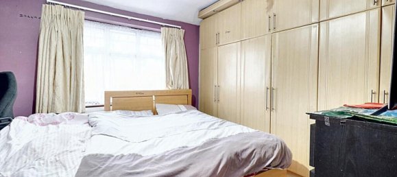 3 bedrooms Commercial property in Hayes, United Kingdom No. 5085 9