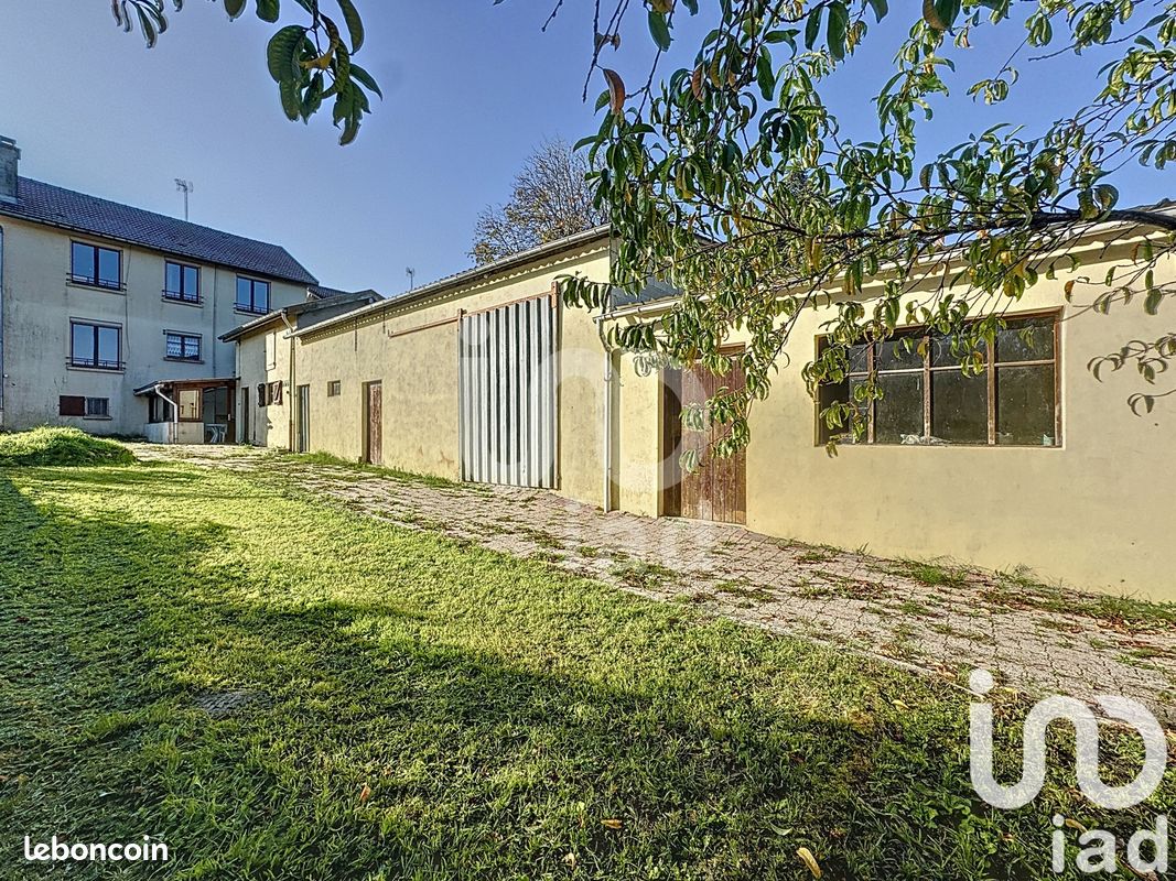 5 bedrooms House in Les Islettes, France No. 227535