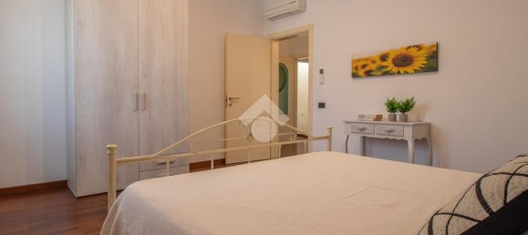 4 bedrooms Villa in Ravenna, Italy No. 297387 39