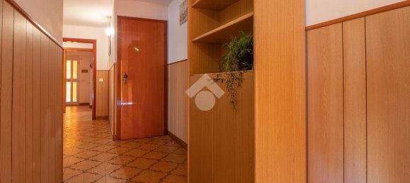 4 bedrooms Villa in Ravenna, Italy No. 297387 10