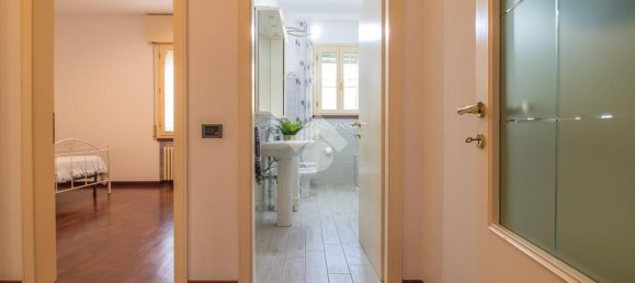 4 bedrooms Villa in Ravenna, Italy No. 297387 30