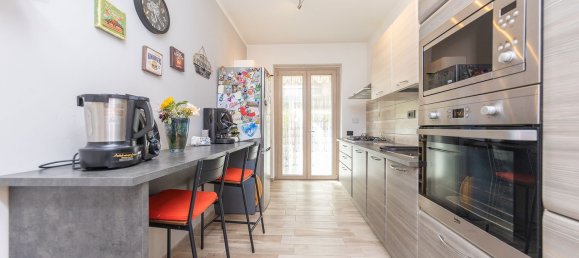 3 rooms Apartment in Marino, Italy No. 162249 7