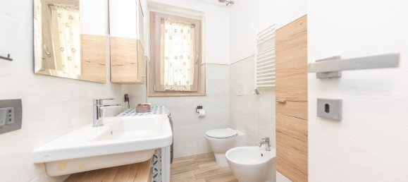 3 rooms Apartment in Marino, Italy No. 162249 48