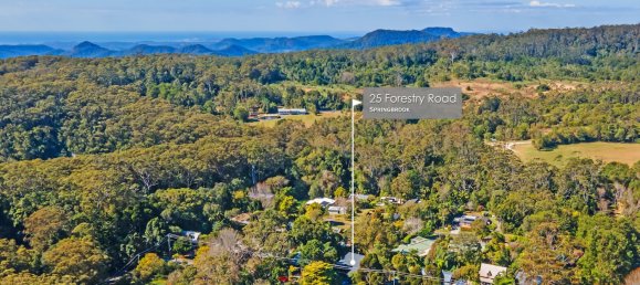 3 bedrooms House in Springbrook, Australia No. 600 11