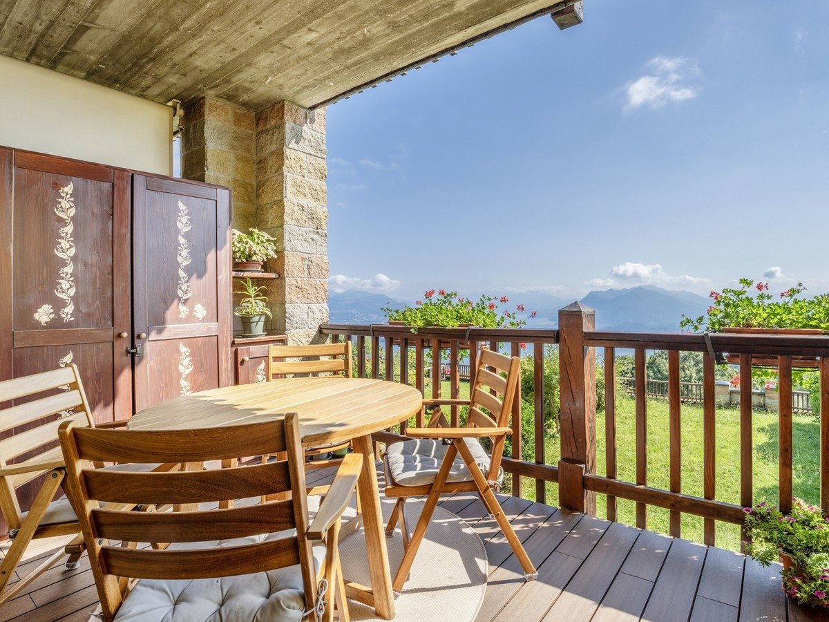 Квартира с 2 спальнями в Джиньезе, Италия № 361699