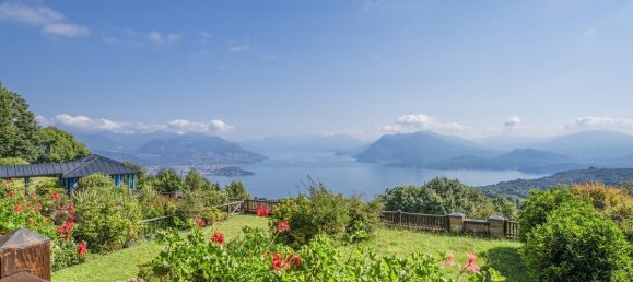 Квартира с 2 спальнями в Джиньезе, Италия № 361699 3