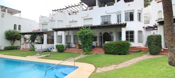 3 Schlafzimmer Stadthaus in Marbella, Spain, Nr. 116854 34