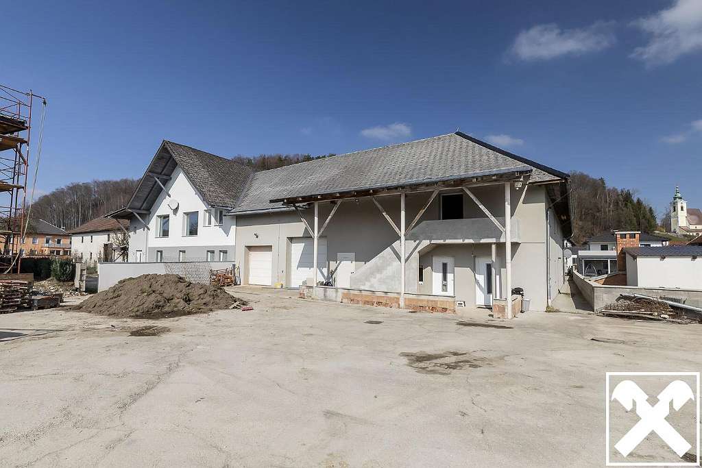 1 room Warehouse in Attnang-Puchheim, Austria No. 57628