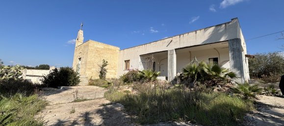 Casa de 11 dormitorios en Ugento, Italy No. 108017 13