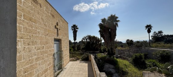 Casa de 11 dormitorios en Ugento, Italy No. 108017 3