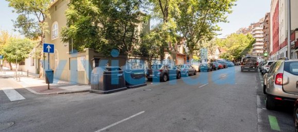 2 bedrooms Penthouse in Madrid, Spain No. 167668 4