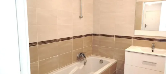 Apartamento de 2 dormitorios en Frejus, France No. 339649 9