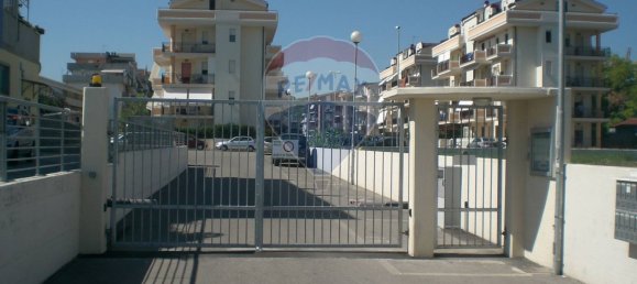 Квартира с 2 спальнями в Васто, Италия № 325898 7