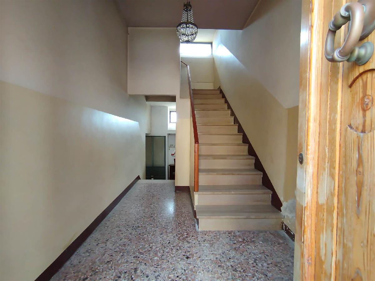 2 bedrooms Commercial property in Pollutri, Italy No. 225755