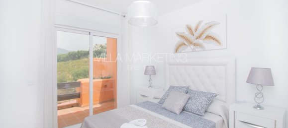 Adosado de 4 dormitorios en El Paraiso, Spain No. 20500 11